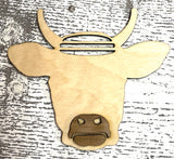 Wholesale | Highland Cow Car Charm in Wood Macramé