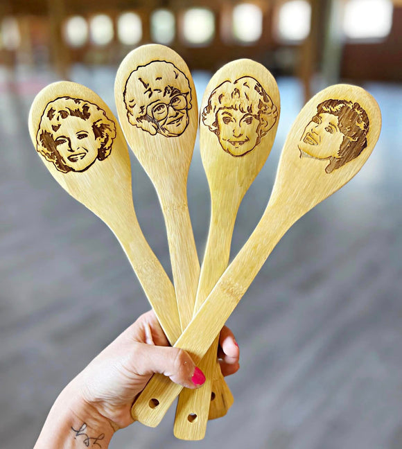 Wholesale | 10 pcs | Wooden Spoons Golden Girls Snoop Martha Dolly