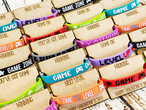 WHOLESALE | 10 PCS | GAMER VALENTINE'S DAY CARDS WITH BRACELETS