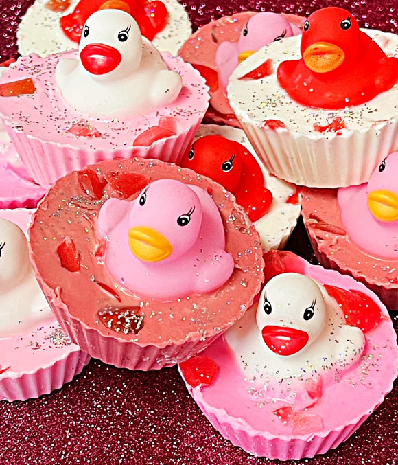 Wholesale | 6 pcs | Rubber Duck Valentines Day Soaps